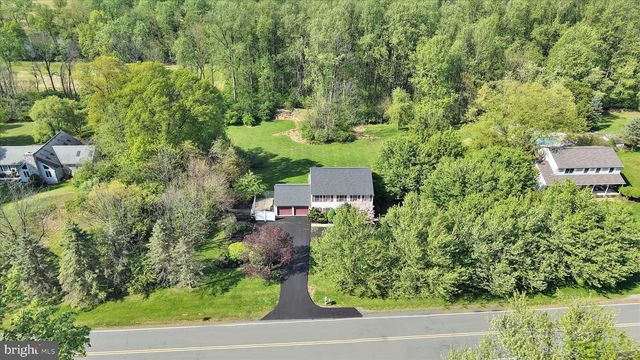20 MAPLE SHADE LN, Fleetwood, PA 19522