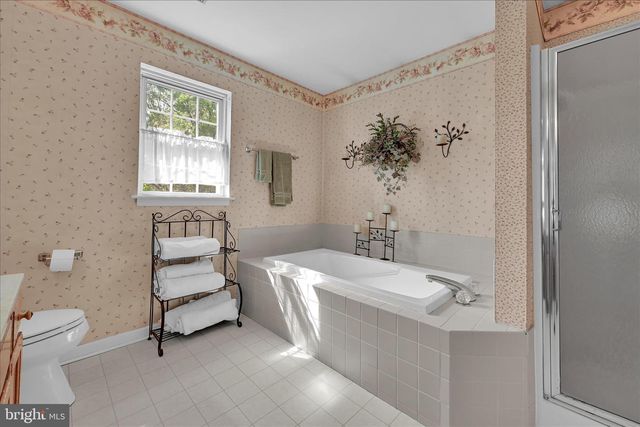 20 MAPLE SHADE LN, Fleetwood, PA 19522