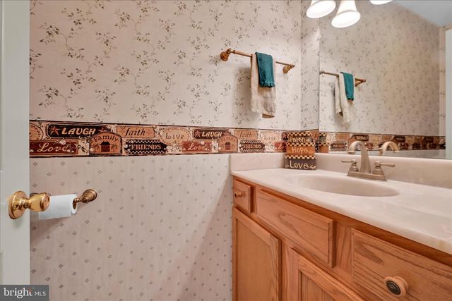 20 MAPLE SHADE LN, Fleetwood, PA 19522