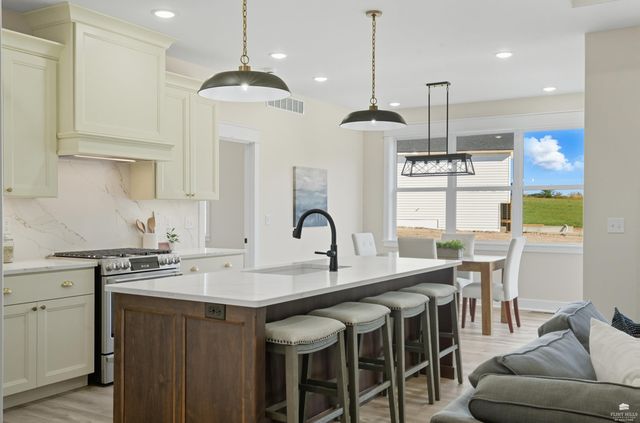 14226 Prairie West, Wamego, KS 66547