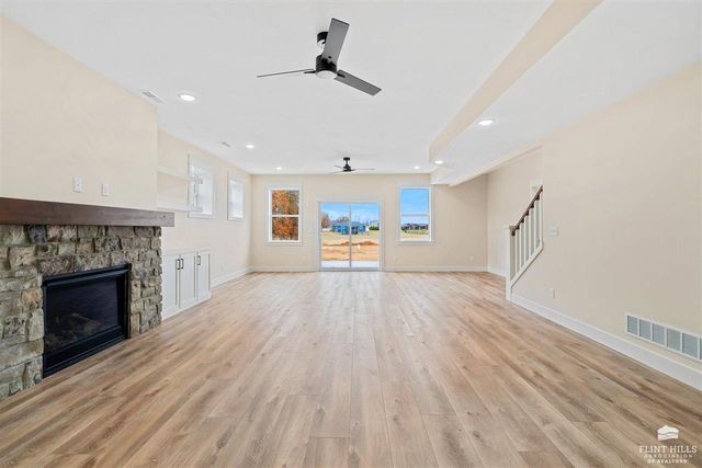 14226 Prairie West, Wamego, KS 66547