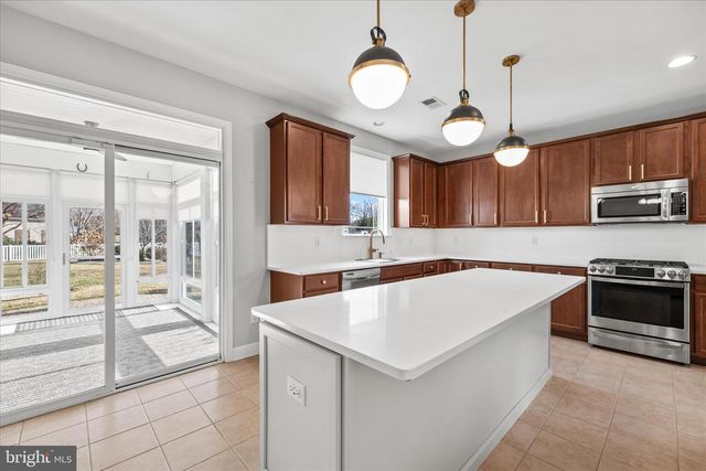 20454 MALL CENTER WAY, Lewes, DE 19958