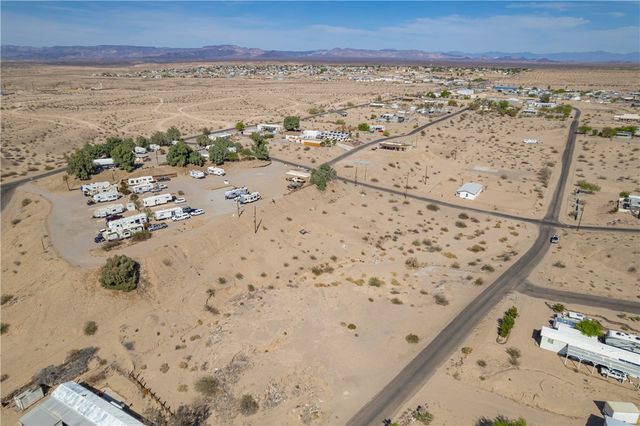 4733 E Beach Drive, Topock, AZ 86436