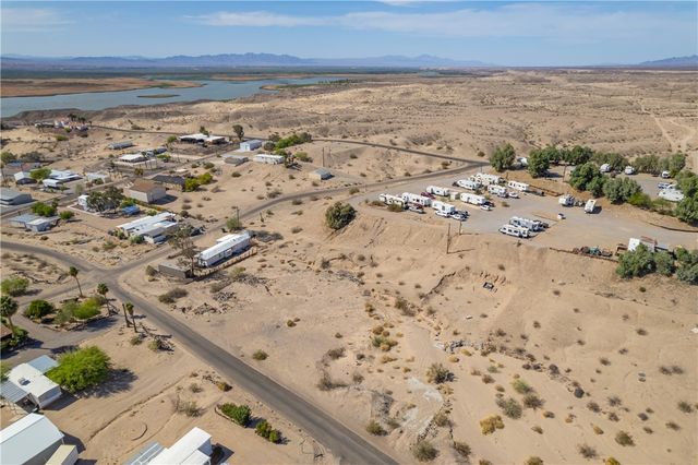 4733 E Beach Drive, Topock, AZ 86436