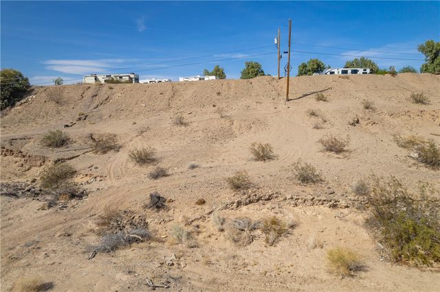 4733 E Beach Drive, Topock, AZ 86436