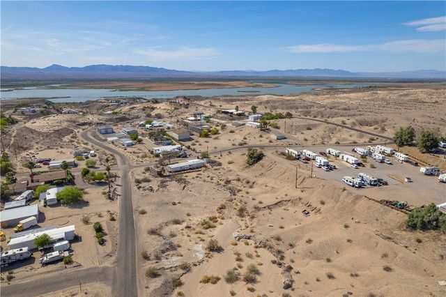 4733 E Beach Drive, Topock, AZ 86436