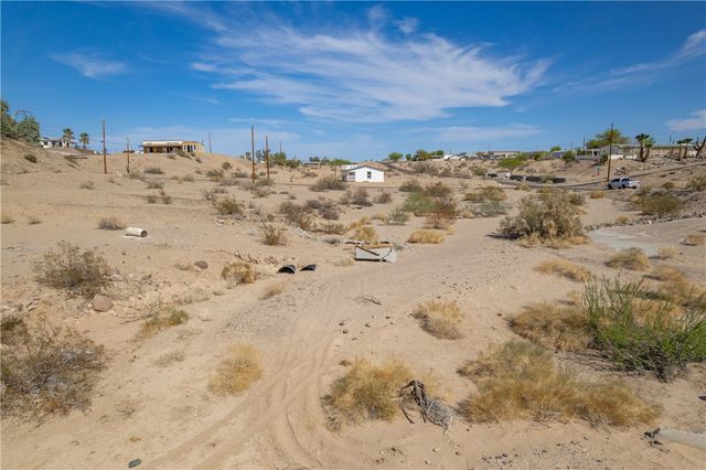 4733 E Beach Drive, Topock, AZ 86436