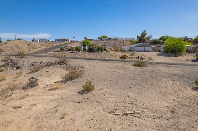 4733 E Beach Drive, Topock, AZ 86436