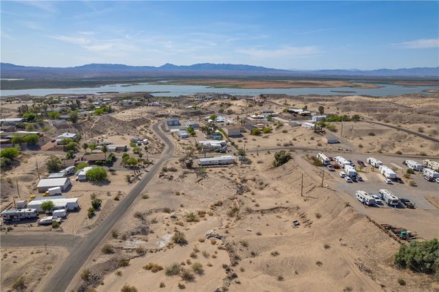 4733 E Beach Drive, Topock, AZ 86436