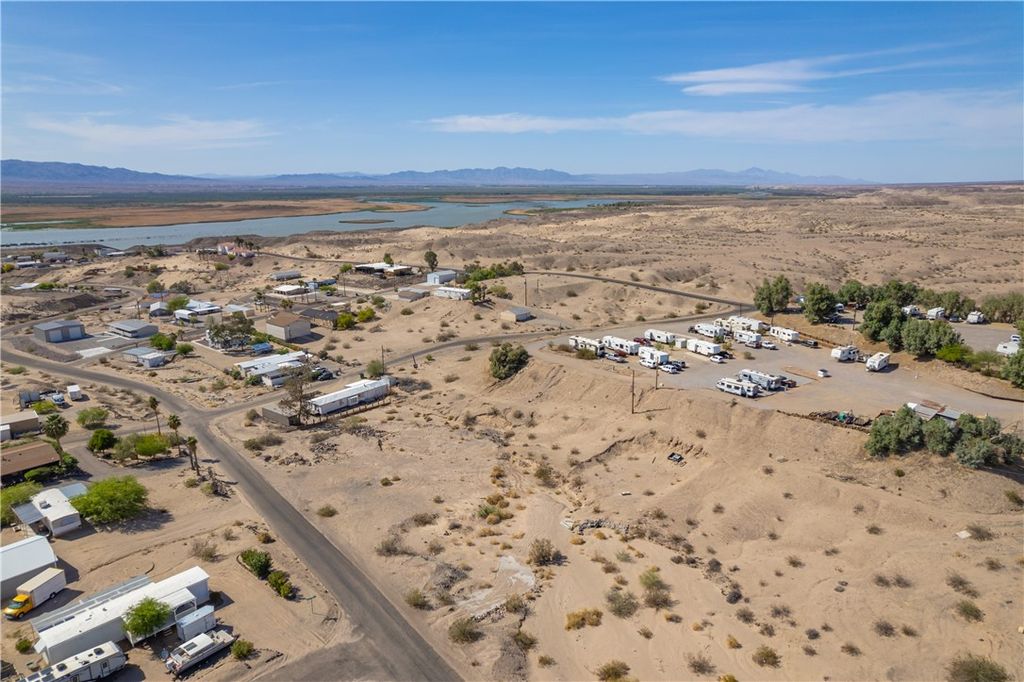 4733 E Beach Drive, Topock, AZ 86436