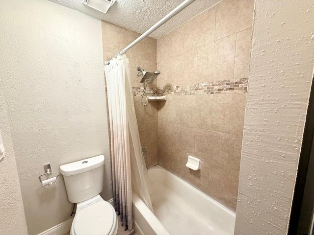16730 Frigate Drive, Friendswood, TX 77546
