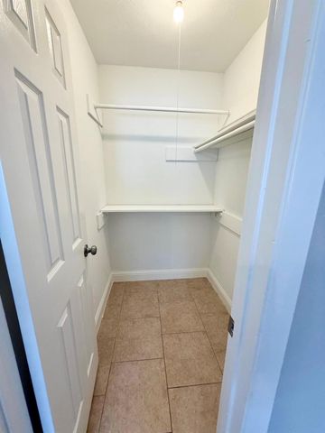 16730 Frigate Drive, Friendswood, TX 77546