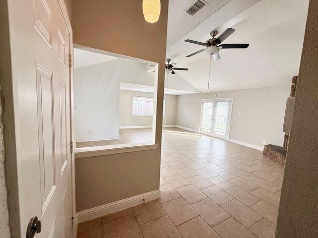 16730 Frigate Drive, Friendswood, TX 77546