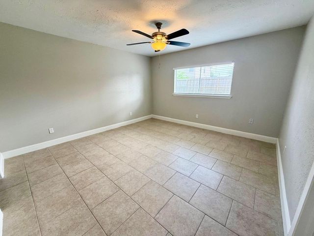 16730 Frigate Drive, Friendswood, TX 77546