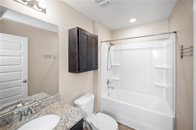 8294 Irwin Loop, Daphne, AL 36526