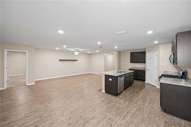 8294 Irwin Loop, Daphne, AL 36526