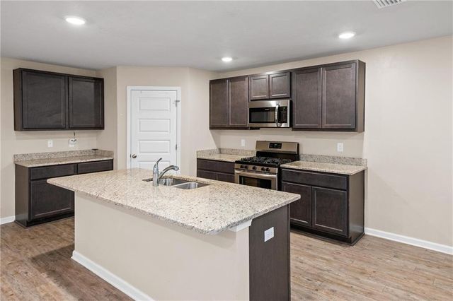 8294 Irwin Loop, Daphne, AL 36526