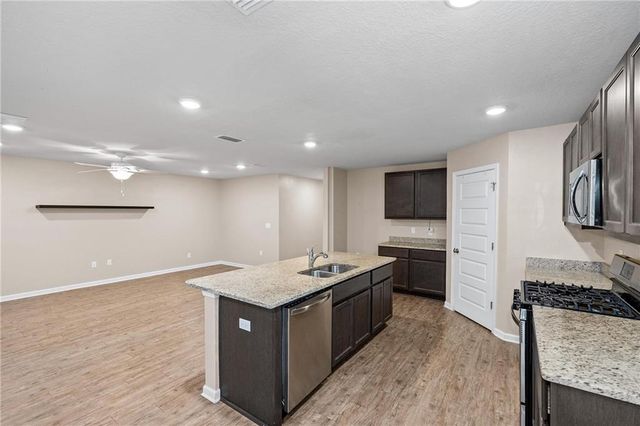 8294 Irwin Loop, Daphne, AL 36526