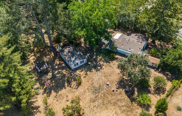 5295 N Hwy 116, Sebastopol, CA 95472