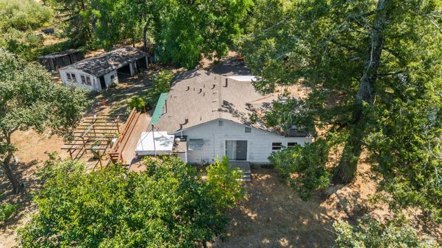 5295 N Hwy 116, Sebastopol, CA 95472