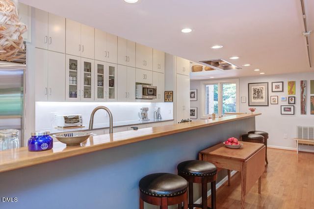 3217 Wood Duck Lane, Hillsborough, NC 27278