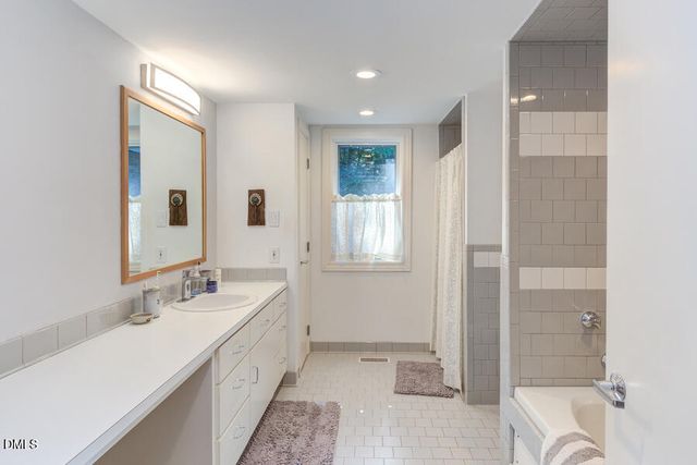 3217 Wood Duck Lane, Hillsborough, NC 27278