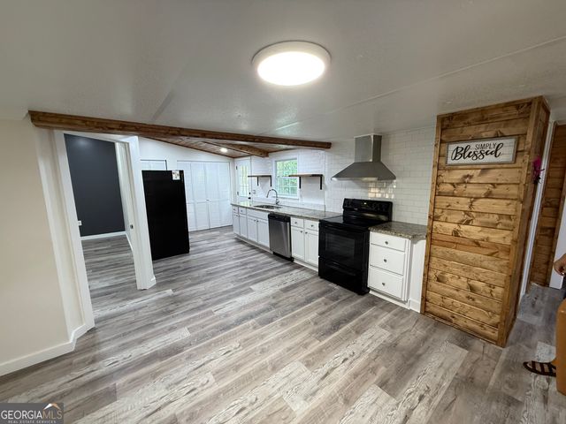 17056 Wildwood Road, Griffin, GA 30223