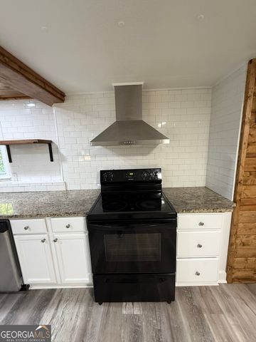 17056 Wildwood Road, Griffin, GA 30223