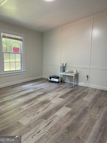 17056 Wildwood Road, Griffin, GA 30223