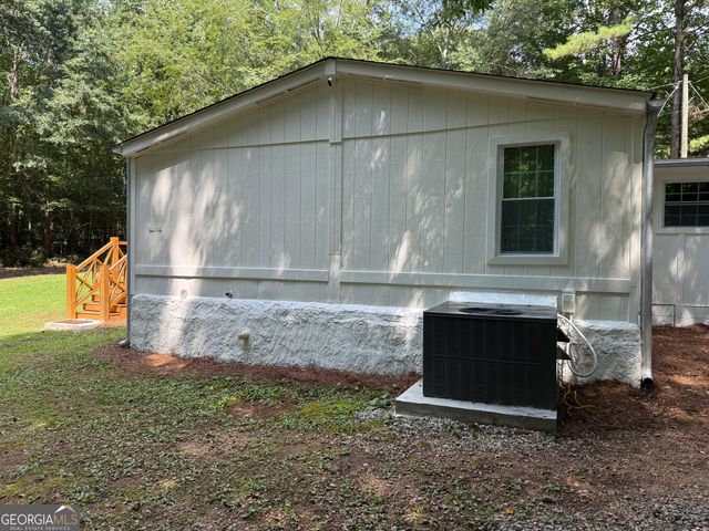 17056 Wildwood Road, Griffin, GA 30223