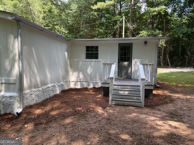 17056 Wildwood Road, Griffin, GA 30223