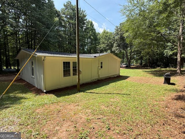 17056 Wildwood Road, Griffin, GA 30223