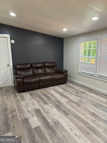 17056 Wildwood Road, Griffin, GA 30223