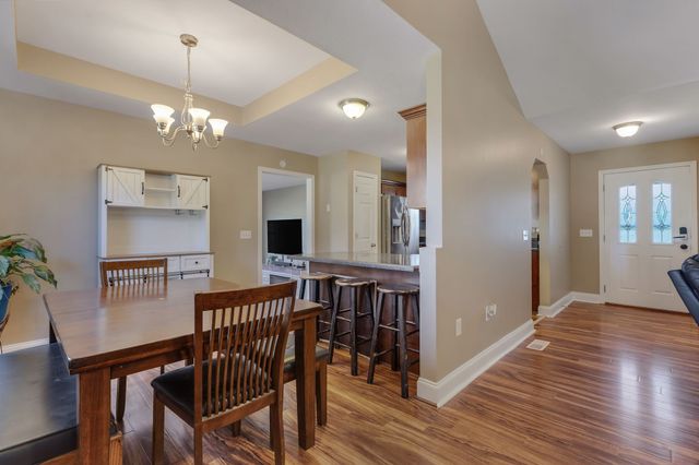 14 Hazelwood Ln, Winchester, TN 37398