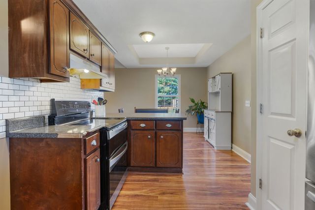 14 Hazelwood Ln, Winchester, TN 37398