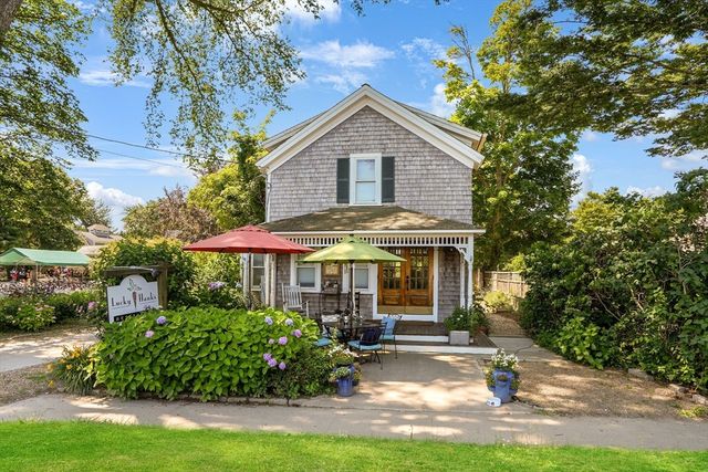 218 Upper Main Street, Edgartown, MA 02539