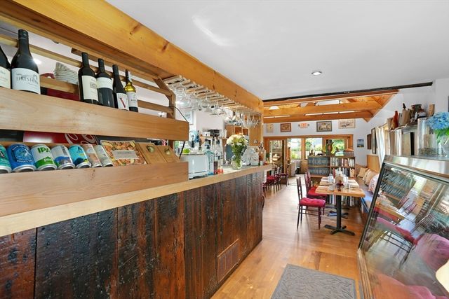 218 Upper Main Street, Edgartown, MA 02539