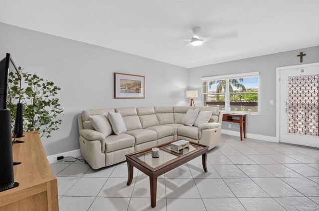 236 Preston Way f, Boca Raton, FL 33434