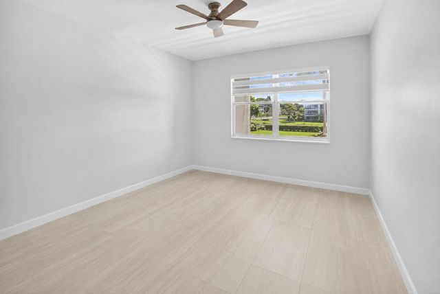236 Preston Way f, Boca Raton, FL 33434