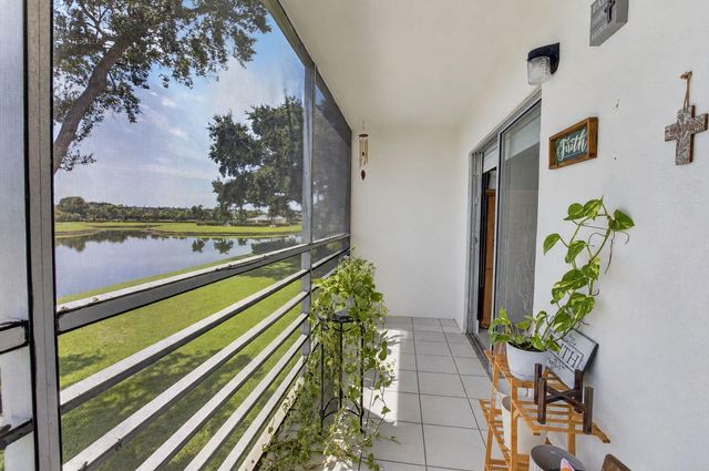 236 Preston Way f, Boca Raton, FL 33434