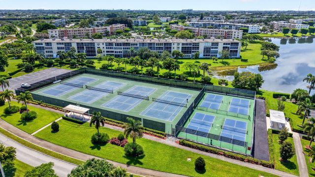 236 Preston Way f, Boca Raton, FL 33434