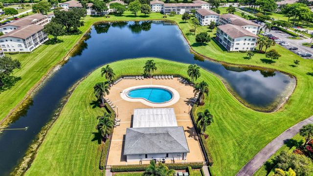 236 Preston Way f, Boca Raton, FL 33434
