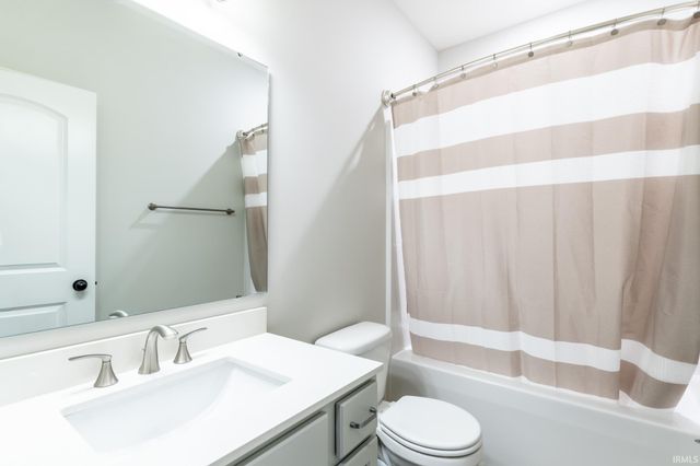 1276 Bunting Drive, Fort Wayne, IN 46825