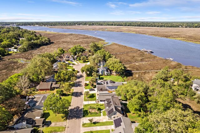 5729 Saint Angela Drive, North Charleston, SC 29418