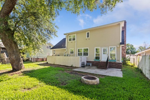 5729 Saint Angela Drive, North Charleston, SC 29418