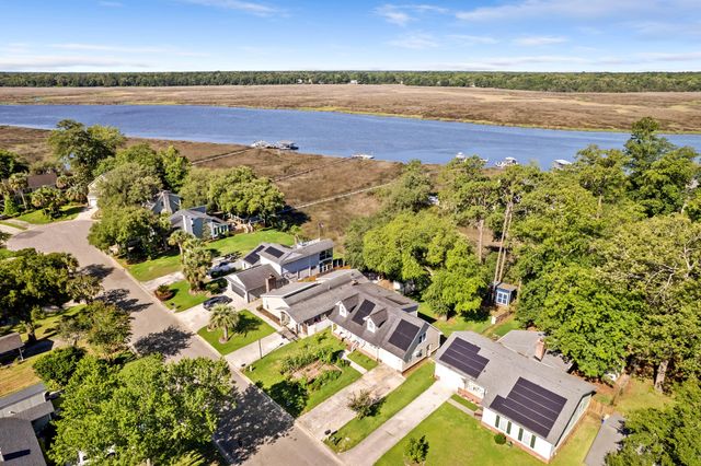 5729 Saint Angela Drive, North Charleston, SC 29418