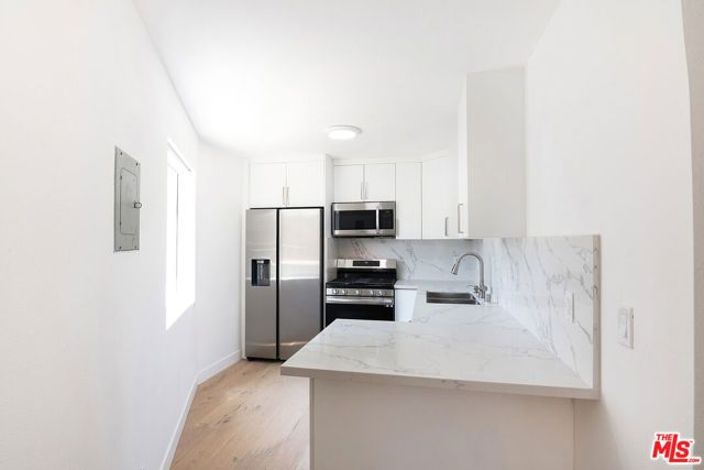 231 E Hyde Park Boulevard, Inglewood, CA 90302