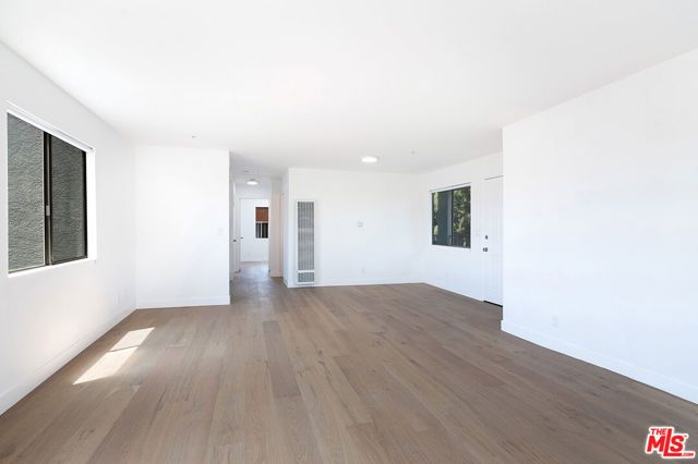 231 E Hyde Park Boulevard, Inglewood, CA 90302