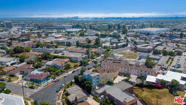 231 E Hyde Park Boulevard, Inglewood, CA 90302