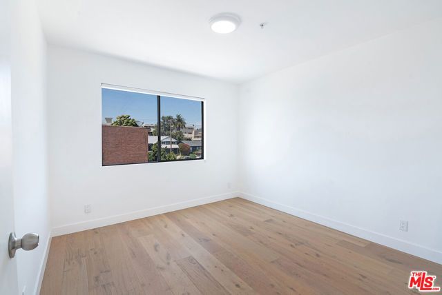 231 E Hyde Park Boulevard, Inglewood, CA 90302